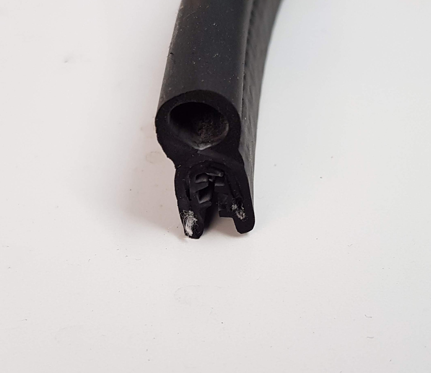 MGB Roadster Boot Aperture Seal _ Close Up