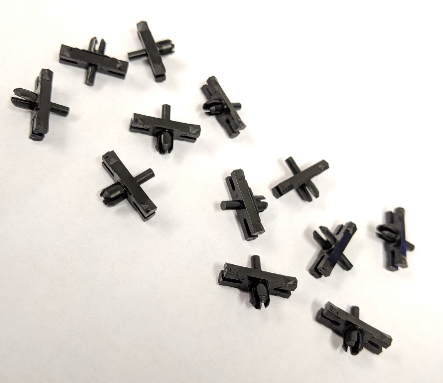 MGB/ MGB GT Recessed Grille Finisher Clips (71-72)