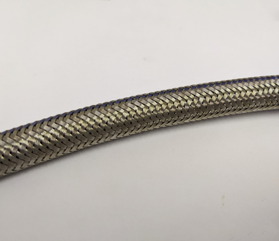 MGB/ MGB GT Braided Oil Gauge Hose (Engine Block to Bulkhead) - AHH6554 - Image 3