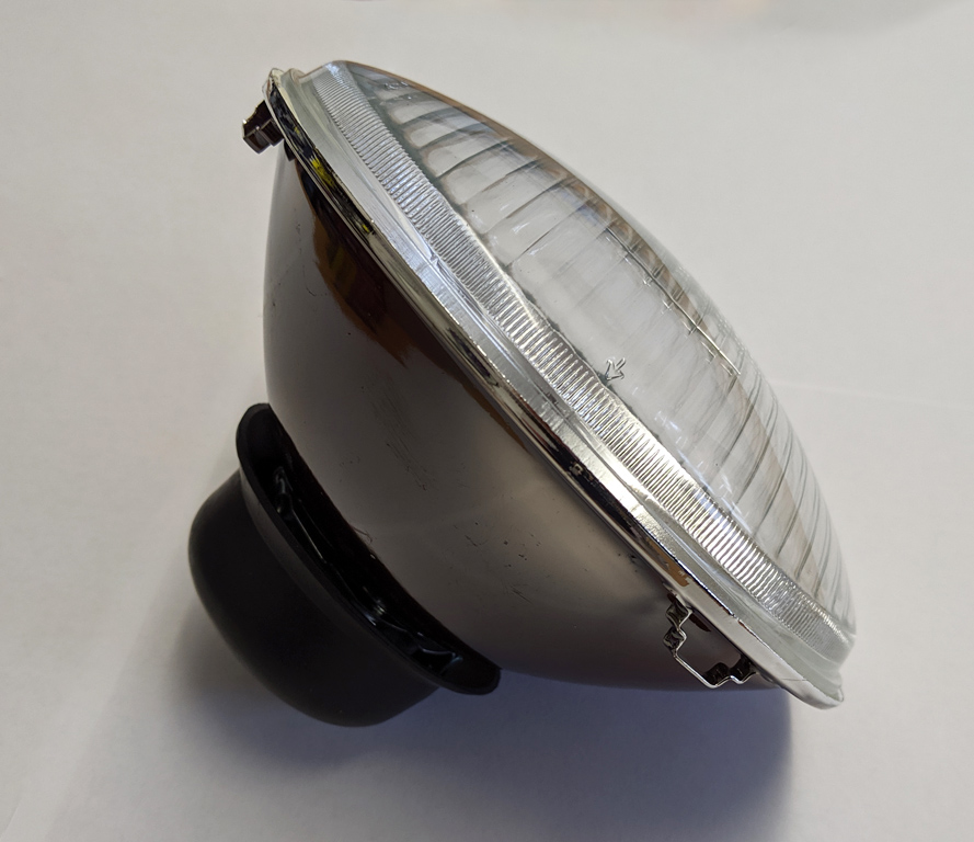 MGB/ MGB GT/ Midget 7" H4 Halogen Headlamp/ Domed Type (No Pilot) - Inc Bulb - RHD - Image 2