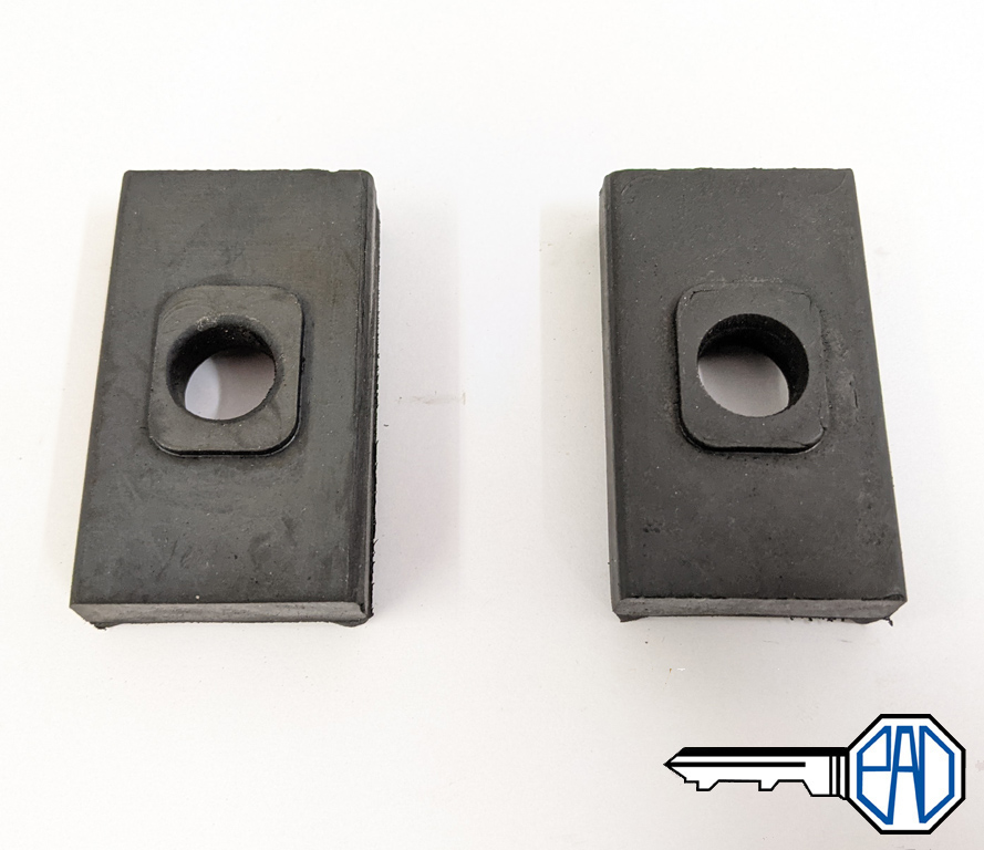 Pair of MGB, MGB GT Gearbox Mounting Buffers - 1G8781x2