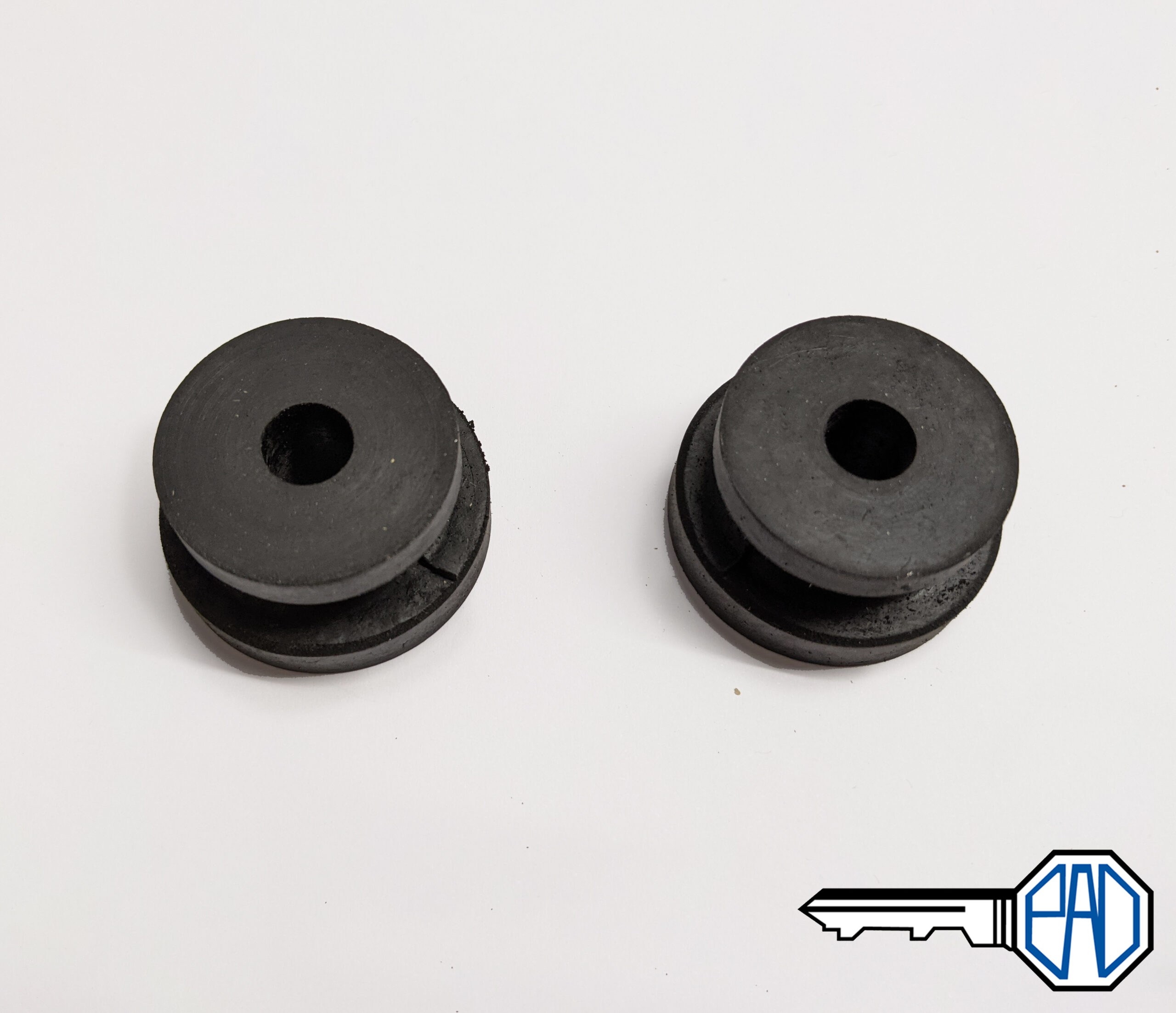 MGB/ MGB GT Gearbox Steady Bushes (Pair) - AHH7854P