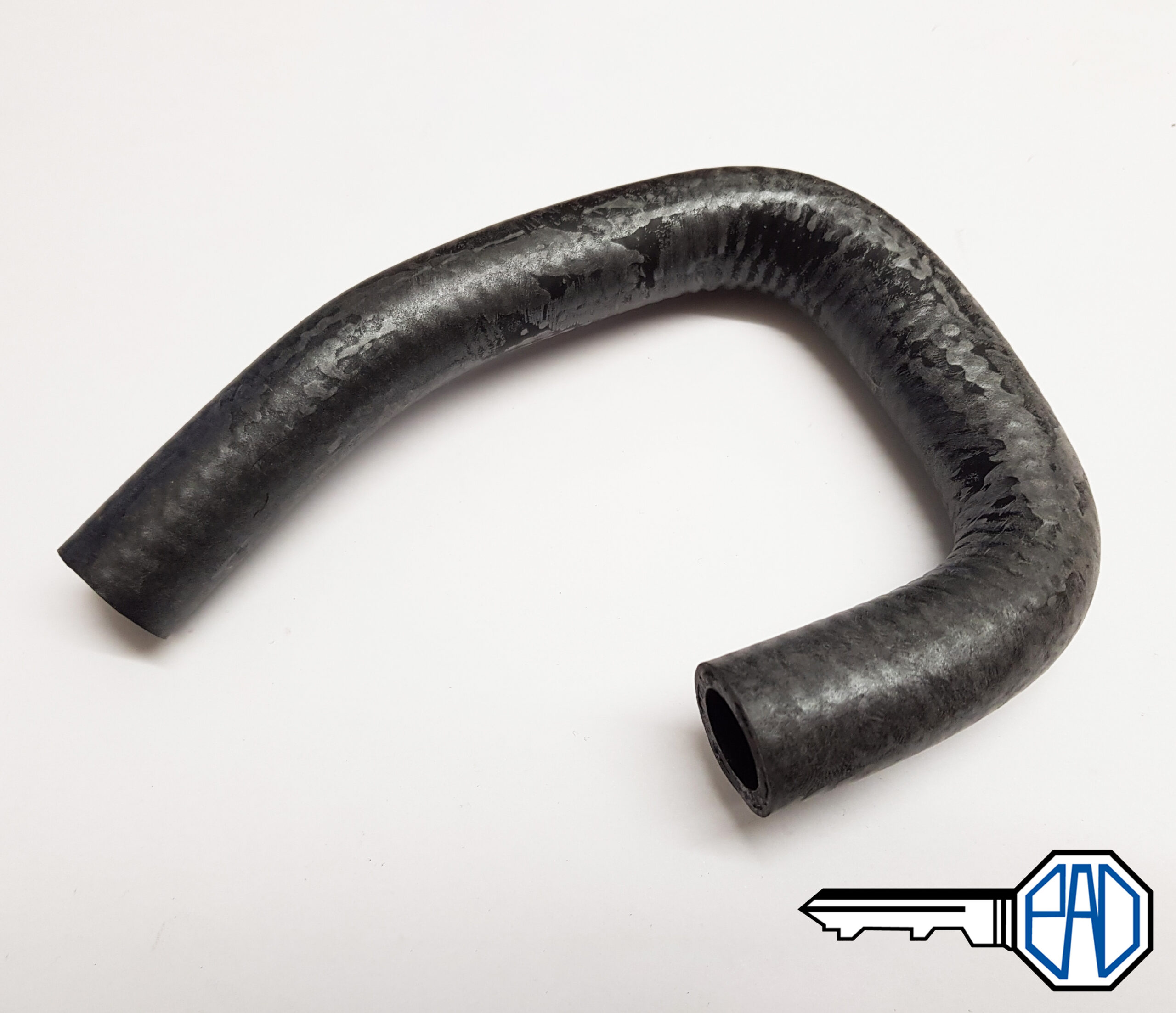 1500 Midget Heater Hose (Valve to Inlet) 75-80 - CHA351