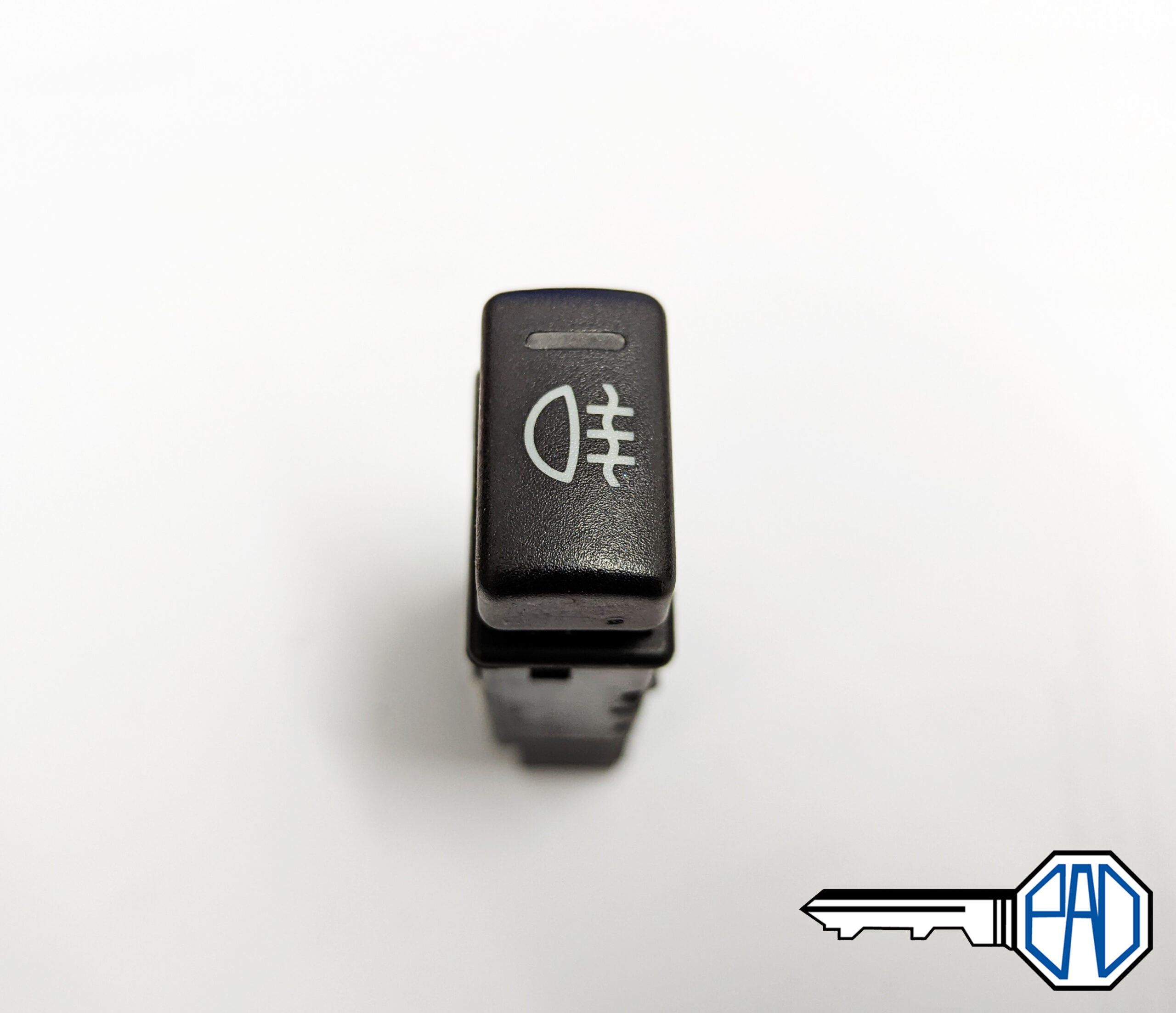 MG MGF MKII/ MG TF Rear Foglight Switch - YUG102740PMP