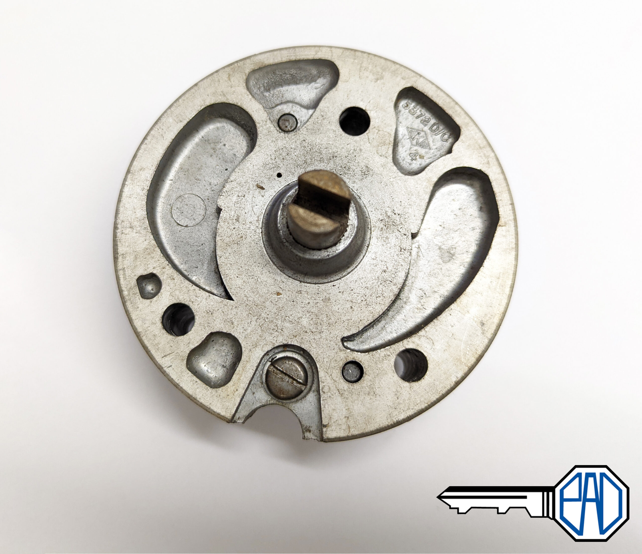 MG Midget 1098CC Peg Drive Oil Pump - 12G793 - Image 2