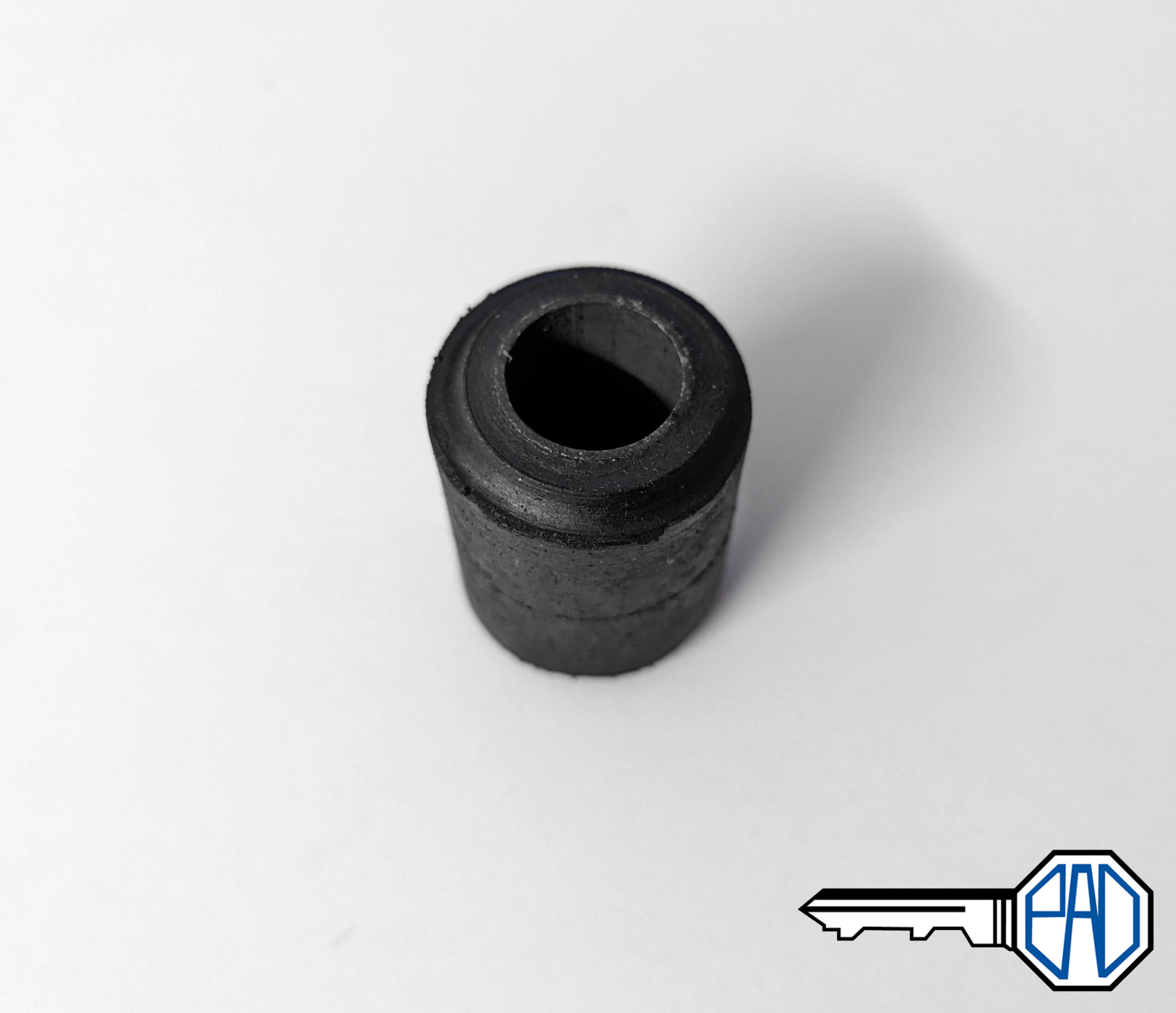 MGB GT V8 METALLASTIC WISHBONE BUSH BHH1123